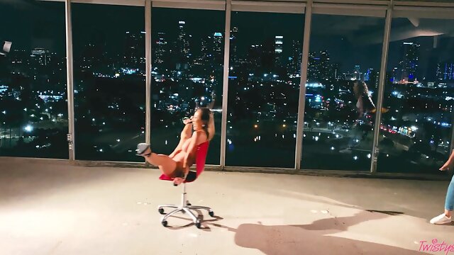 Strike Pose Solo Passion Ignites with Fiery TOTM Heat