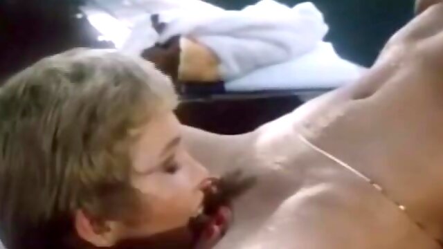 Retro Outdoor Lesbians 1973