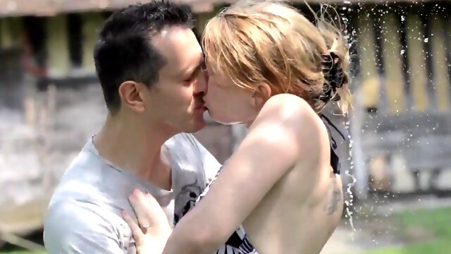 Plump Movie - Baiser, The Kiss