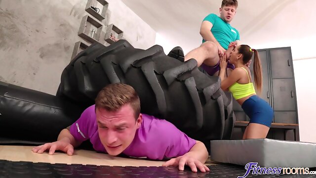 Gym Cuck Witnesses Girlfriends Fierce Intimate Heat