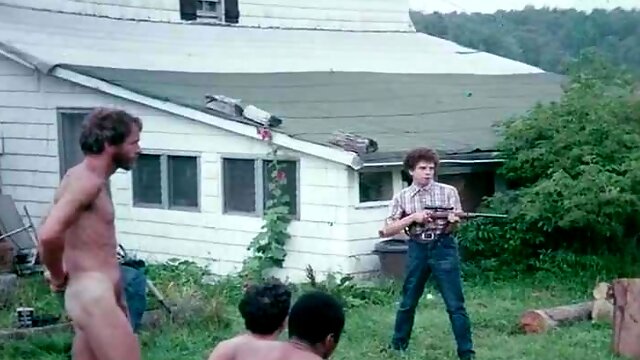 Farmers Daughters (1976) (USA) (eng)- xMackDaddy69