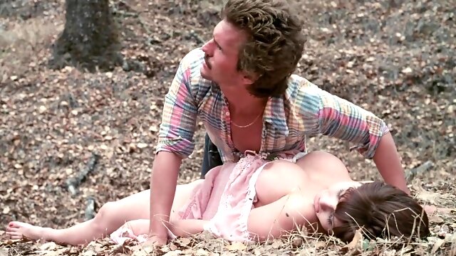 Pretty Peaches (1978)maid milf