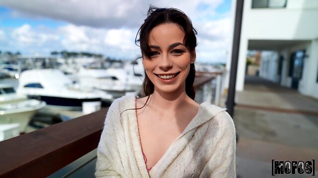 Arabe, Branlette Avec Les Pieds