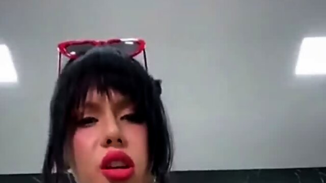 On Your Knees, Masturbation Cumshot, Pov Swallow