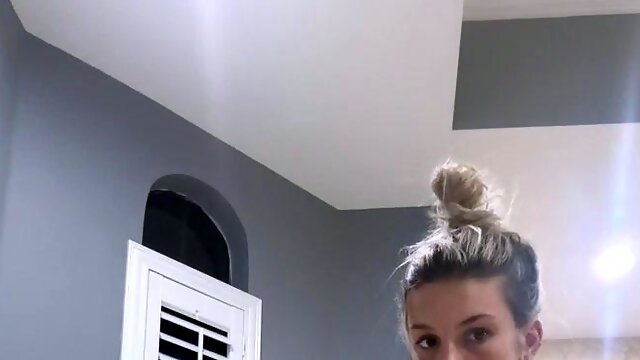 Teen Hitchhiker, Jungendliche, Anhalterin, Strip