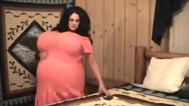 Bambi Blaze: Amateur, Milf  Breast Porn