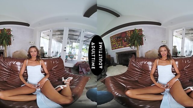 Brunette beauty Kylie Le Beau enjoys intense sex with her boyfriend in hd