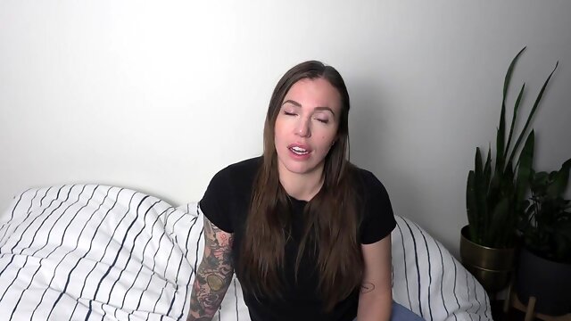 Yogabella - Sons Note to Santa - Big boobs