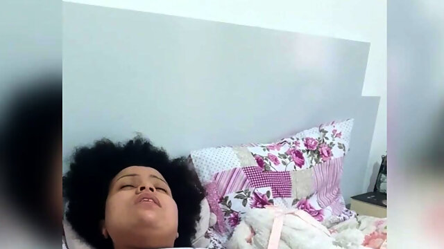 I Woke up so Horny Today and I Decided to Record This for You Just Me Playing with Myself Using My Dildo and Hitachi Until I Cum