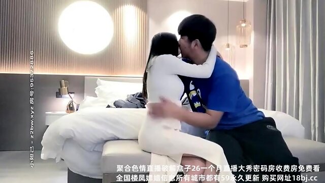 Xiaobao Flower HuntingChina Live broadcast The second night of the night I had an appointment with a beautiful girl in a white long skirt, kissing her tongue and flirting with her passion and perspective outfit, riding on her seat and having a strong