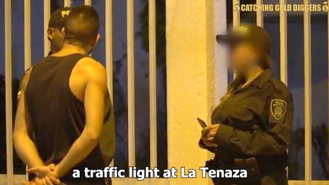 Baisée Par Un Inconnu