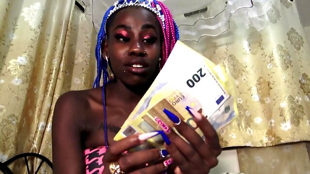 Ebony princcess findom