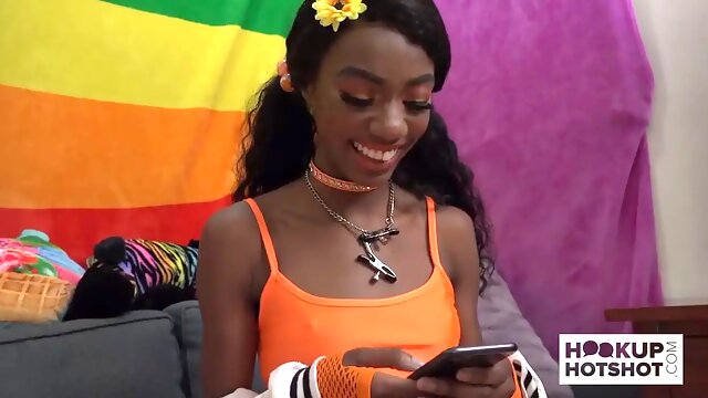 Ébène, Mignonne, Anal