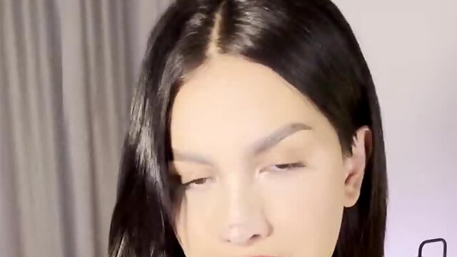 Latina Solo Dildo, Ladyboy