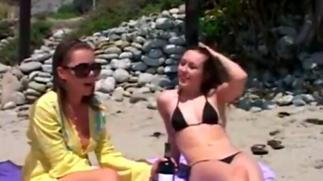 2 Lesbians on the Beach: Gay, Public  Cowgirl Porn