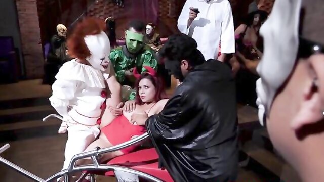 Sexmex featuring Mariana Martixs big ass action