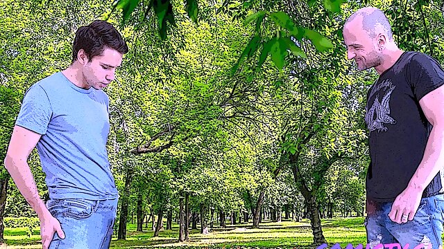 Jungendliche, Brünette