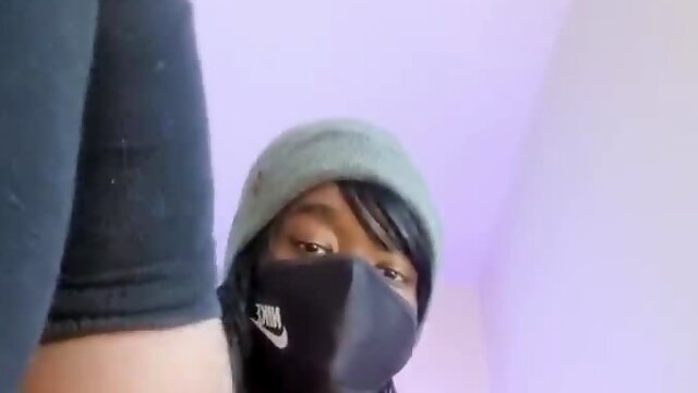 Ebonys Solo, Big Cock