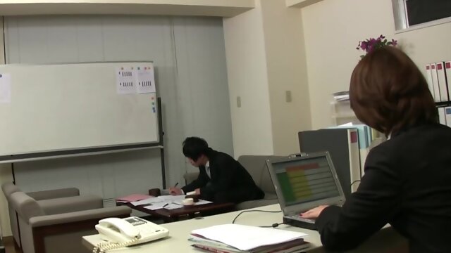 调教伪娘, 面对面