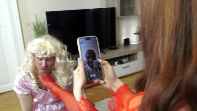 Женское Доминирование, Сисси