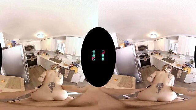 MOM VR: Blowjob, Anal  Milf Porn