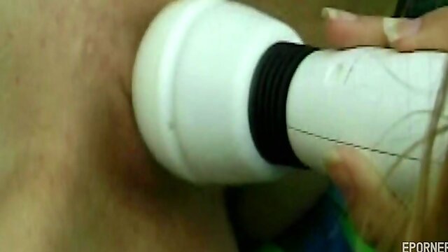 Wet And Wild Lesbian Play Vintage Sex