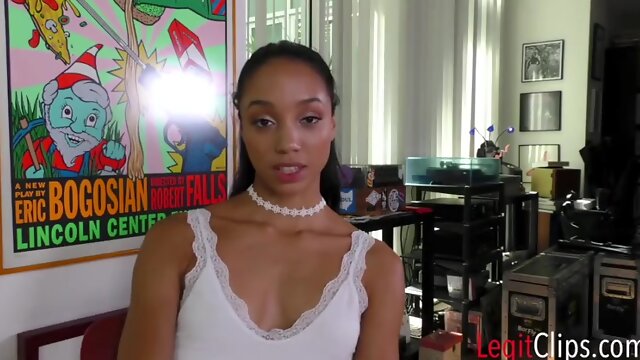 Pecorina, Adolescente, Casting, Fumare