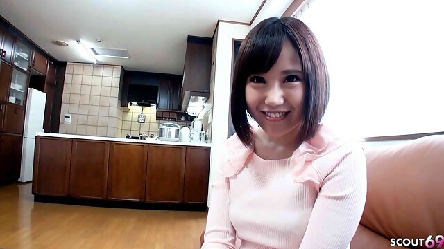 Petite Asian Girl first Time Sucks