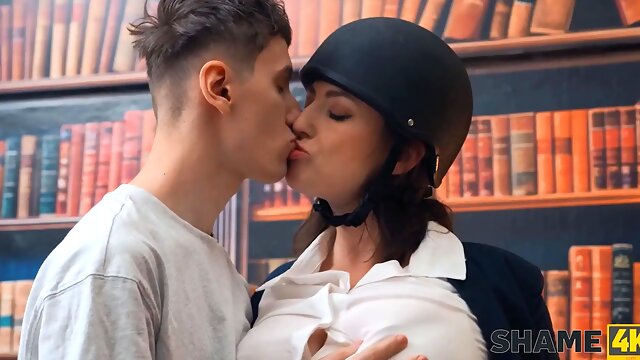 Shame4k. i was cumming when my college girl accidentally came in!
