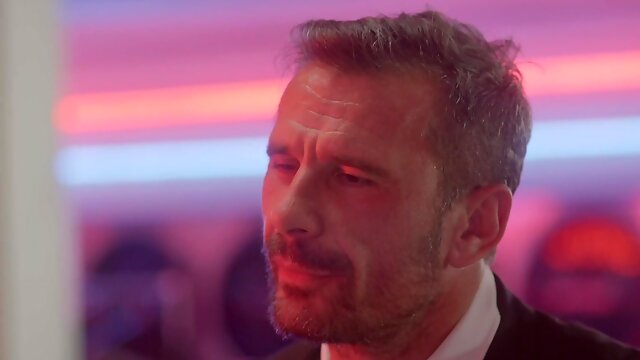 Deeper. Fantastic Cougar Penny Tempts Stranger In Public - Penny Barber