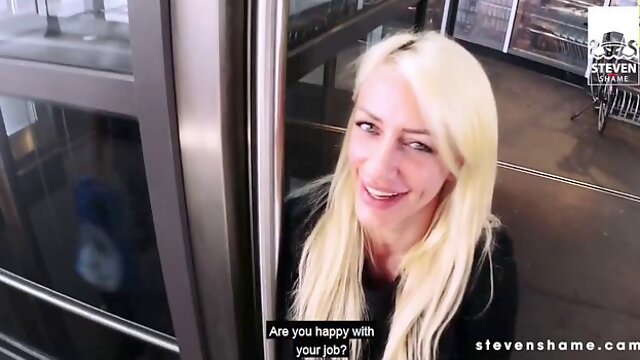 Delicious Harleen Van Hyntens fake agent smut