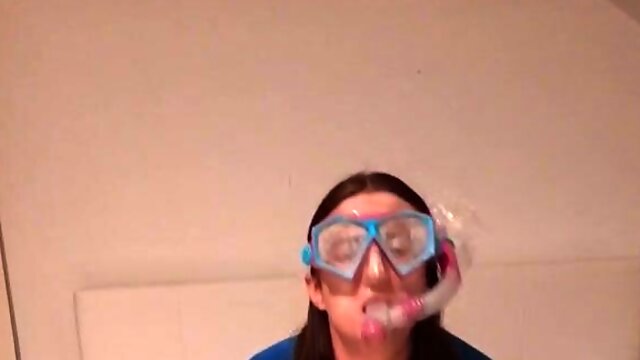 Breathplay, Cumshot, Toys