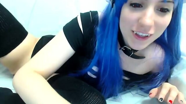 British amateur teen in stockings