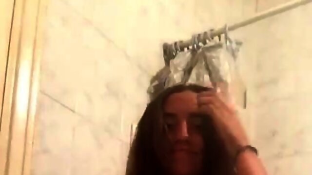 India lady naked flick solo