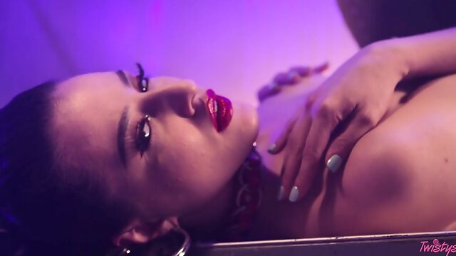 Aubree Valentines Mesmerizing Solo Charm on Twistys Stage