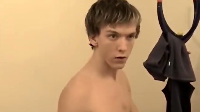 Handsome Young Man Spunks Up His Belly During Jerk Off