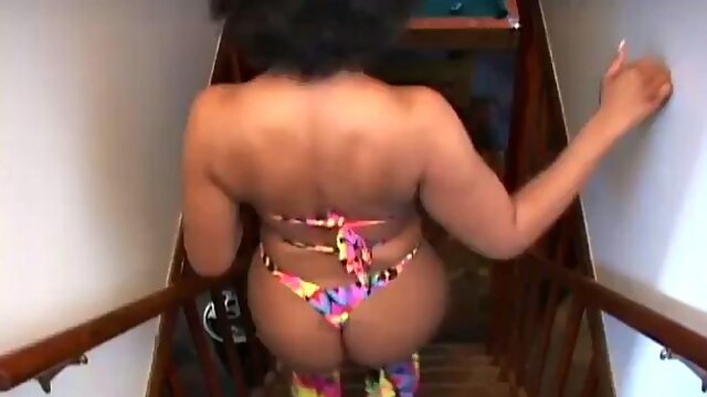 Ice Cold Champagne-Uncut: Big Ass, Amateur  Babe Porn