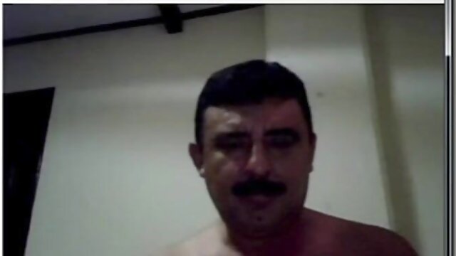 Maduro bigoton 4