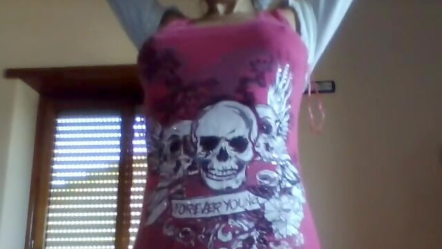 Shake Shake Without Lingerie-dancing Without Underpants