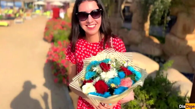 I Read Poems and Gave Flowers - and Youre a Beauty, Lets Suck Me Off!