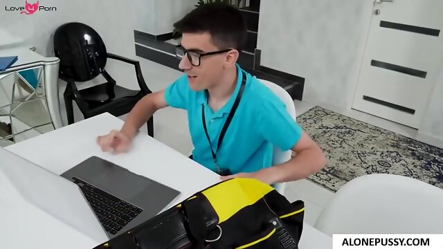 Exclusive Footage Mature Stepmoms Naughtiest Secrets Revealed