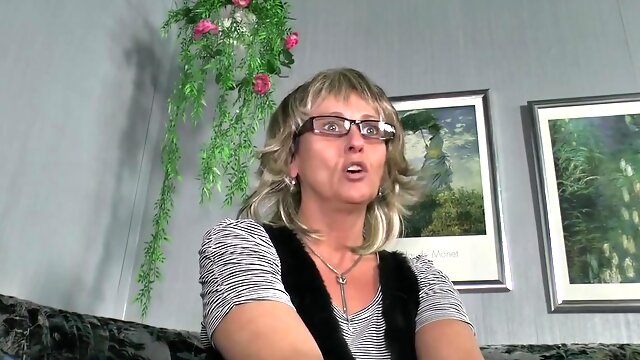 Blonde Cougar In Search Of Love