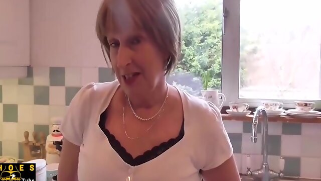 Rose Mary - British Wifey And Stepmother Blows Penis And Takes Painful Anal While The Family Are Away From Home For Money