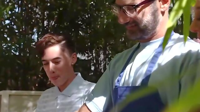 Dee Williams In Stepson Ejaculates Into Stepmoms Cunt To Make Her Pregnant