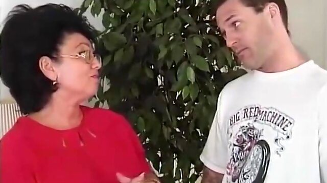 Big Tit Old Dark Haired Proves That Ladies Of Forty 5