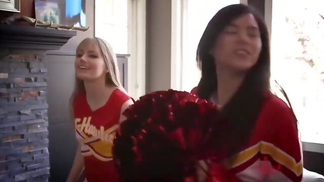 Shyla Jennings, India Summer And Scarlett Sage - Two Impudent Lesbies Thrilling