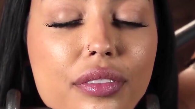 Vanessa Sky In My House, The Rules Are Laid