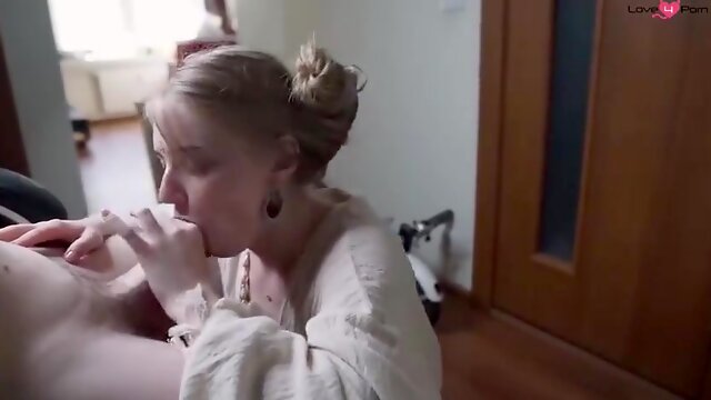 Stepsister Swallowed Her Stepbrothers Penis And Get A Liter Of Cum On Her Face