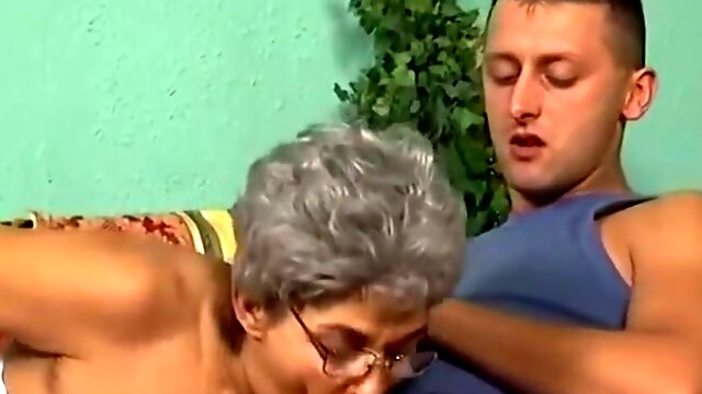 Anal Old Lady! He Gets To Fucked His Stepgranny Inside