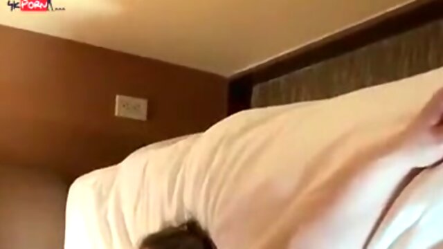 Gigantic Bbc Fucks Cougar Hotwife Rough Into Front Of Cuckold